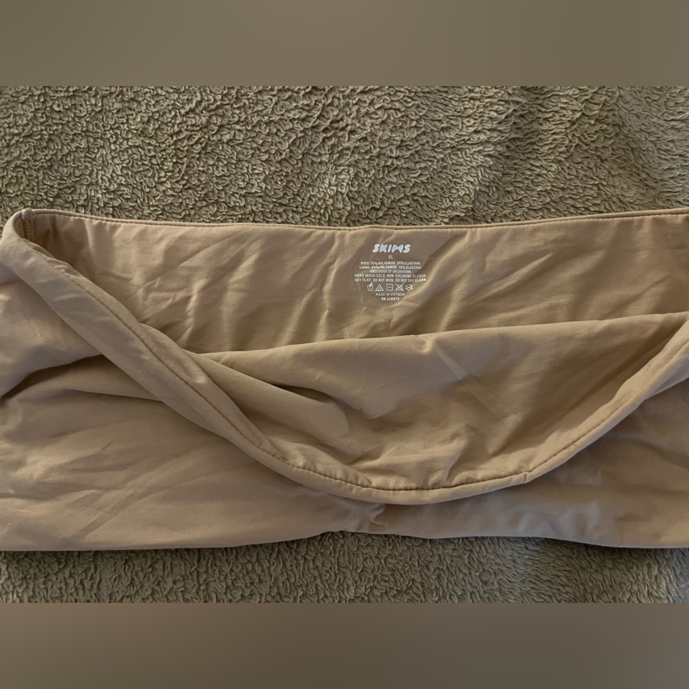 SKIMS XL - Strapless Bandeau